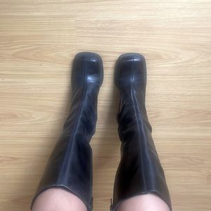 Black calf height square toe boots, square heel